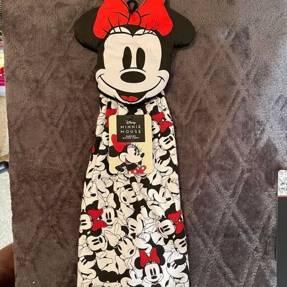 Disney Minnie hanging towel & Mickey spatula NWT - Picture 2 of 11